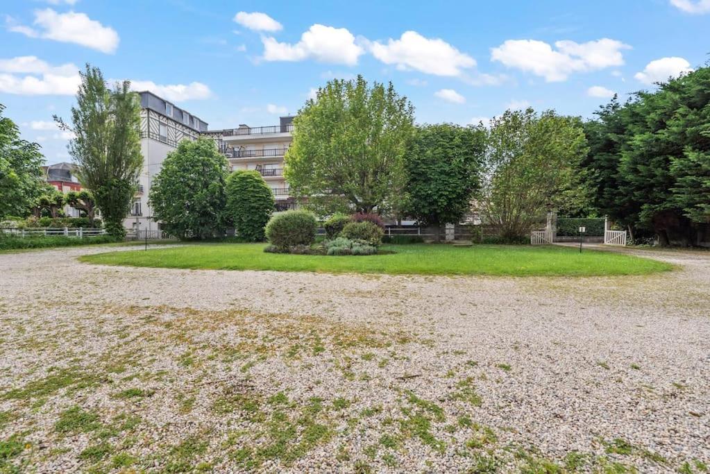 Appartement Studio 100M De La Plage & Casino à Villers-sur-Mer Extérieur photo