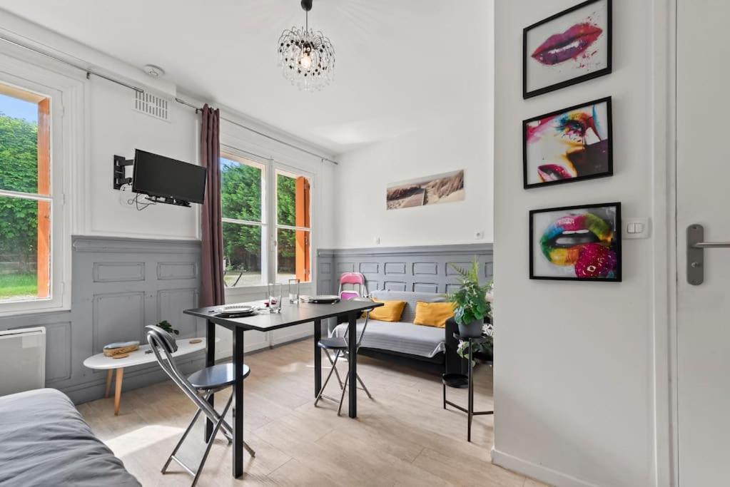 Appartement Studio 100M De La Plage & Casino à Villers-sur-Mer Extérieur photo